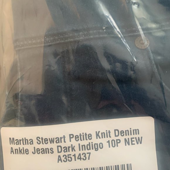 NWT MARTHA STEWART ZIP ANKLE JEANS DARK INDIGO 10P (PETITE) - Picture 12 of 12